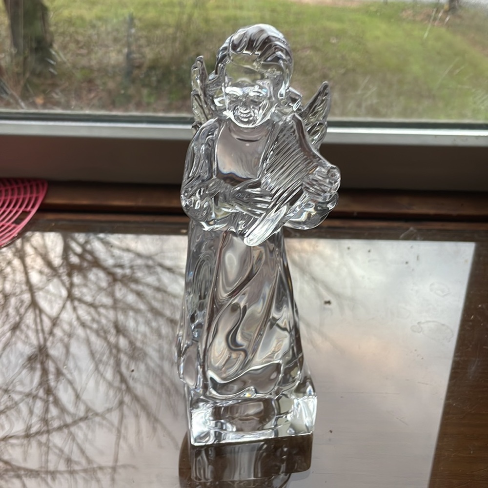 Angelic harp